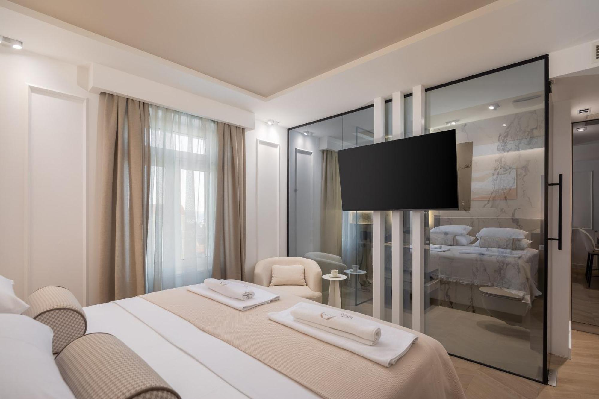 Luxury Rooms Le Prestige Few Minutes From Split'S Iconic Waterfront 外观 照片